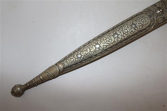 A silver and niello Kindjal dagger, late 19th/early 20th century, length 49.5cm